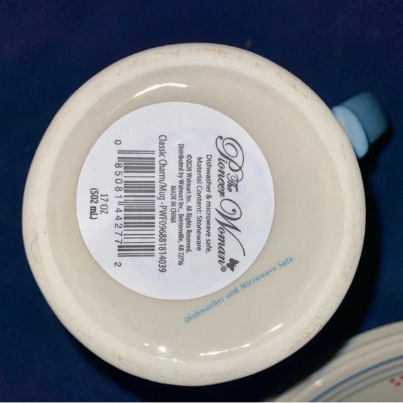 The Pioneer Woman Classic Charm Mug - Picture 7 of 7